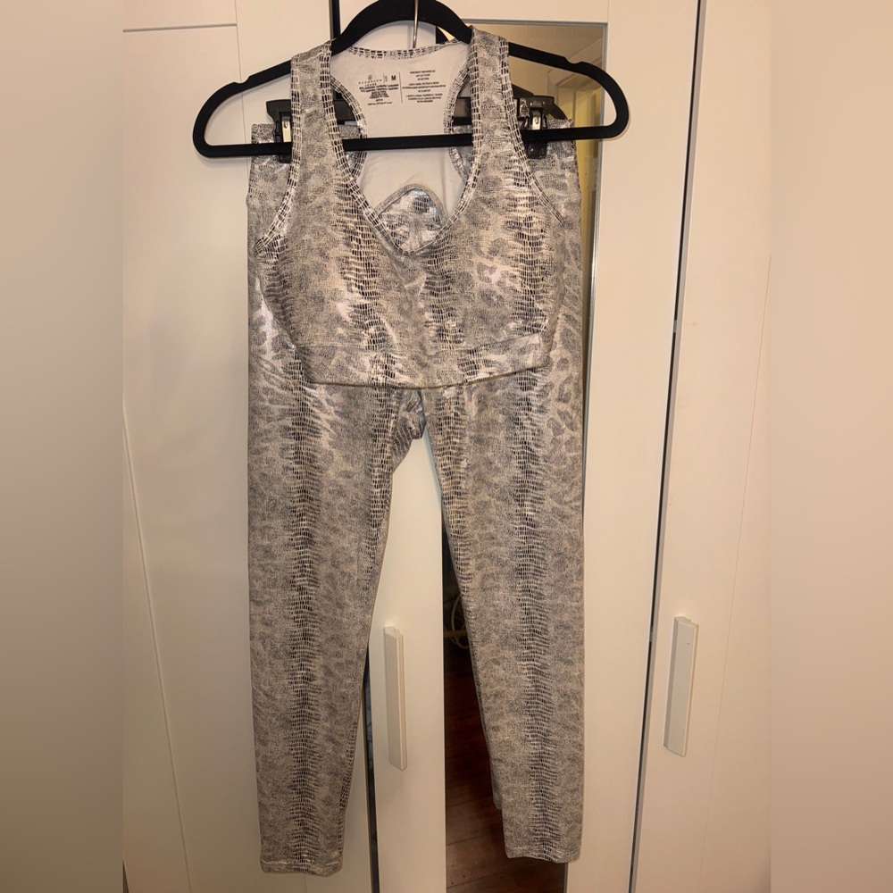 Leopard Print Sports Bra and Leggings Set